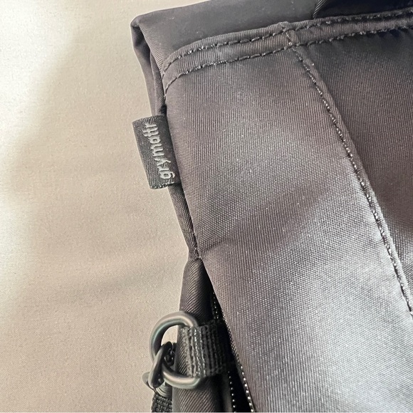 Gry Mattr Slim Adventure Backpack- Black - Picture 4 of 13